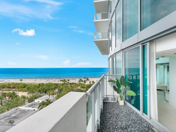 Luxury South Beach Vacation Rental- Ocean View Condo with 3 Pools & Spa